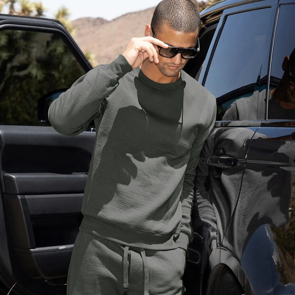 DUAL LAYER Dual Layer*Sweatshirt | Structured Crew Neck Pullover for Men