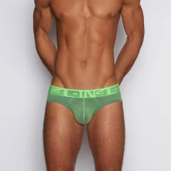 UNDERTONE Undertone|Low Rise Briefs*Low Rise Brief Gains Green
